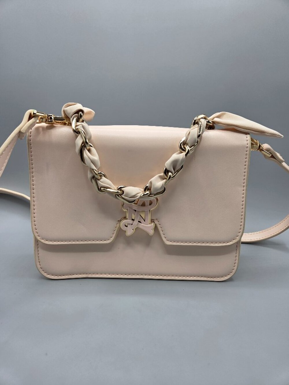 LYN September 2001 Cream / Light Pink Color Cross Body Bag